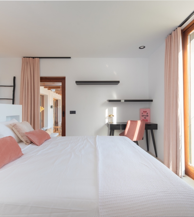 Resa Estates finca Can Floral Ibiza sale koop bedroom 7.jpg